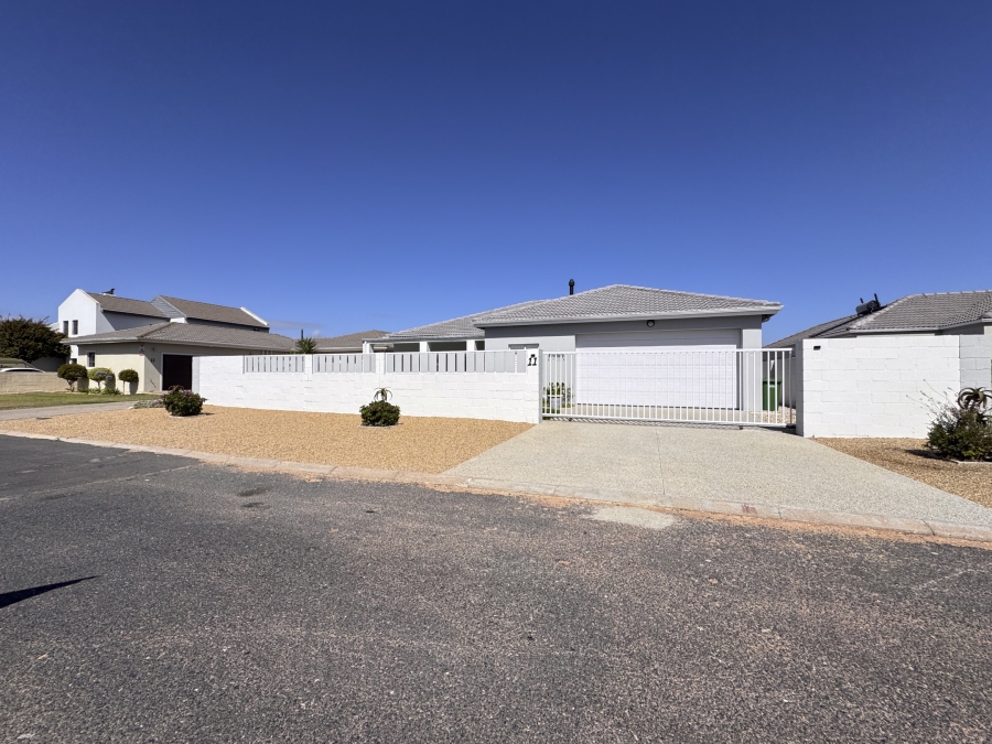 3 Bedroom Property for Sale in Country Club Western Cape